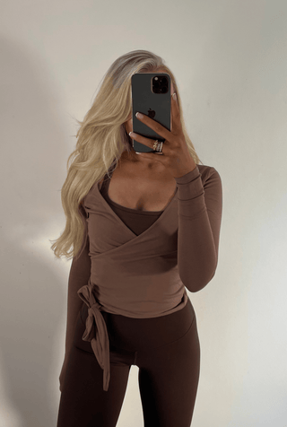 Kenzen Wrap Blouse - Brúnn
