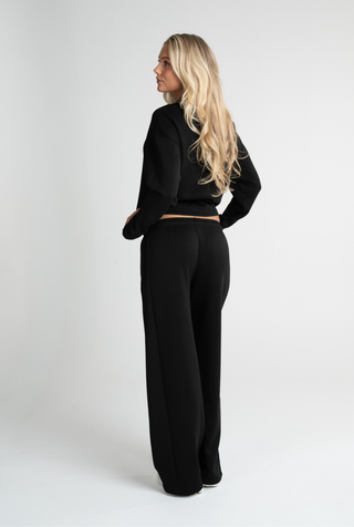 Comfort Straightleg Pants