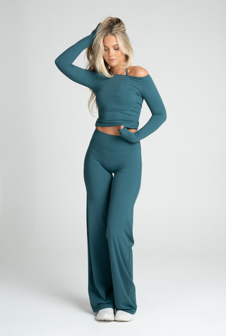 Off Shoulder Long Sleeve
